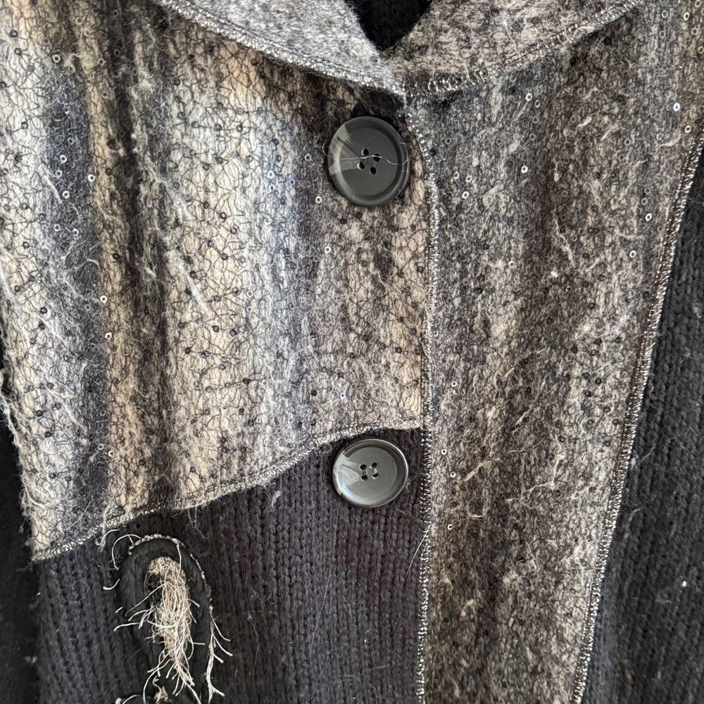 Sioni Black/Gray Mixed Media Cardigan -Size M - Picture 5 of 11